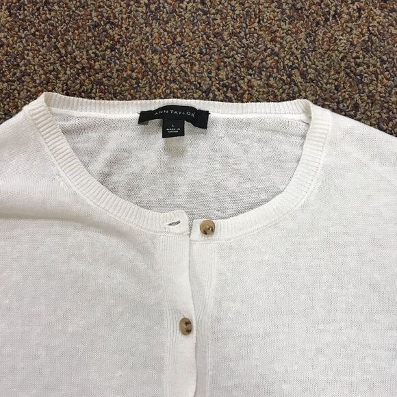 ANN TAYLOR Women's White Button-Up Cardigan - Picture 3 of 5